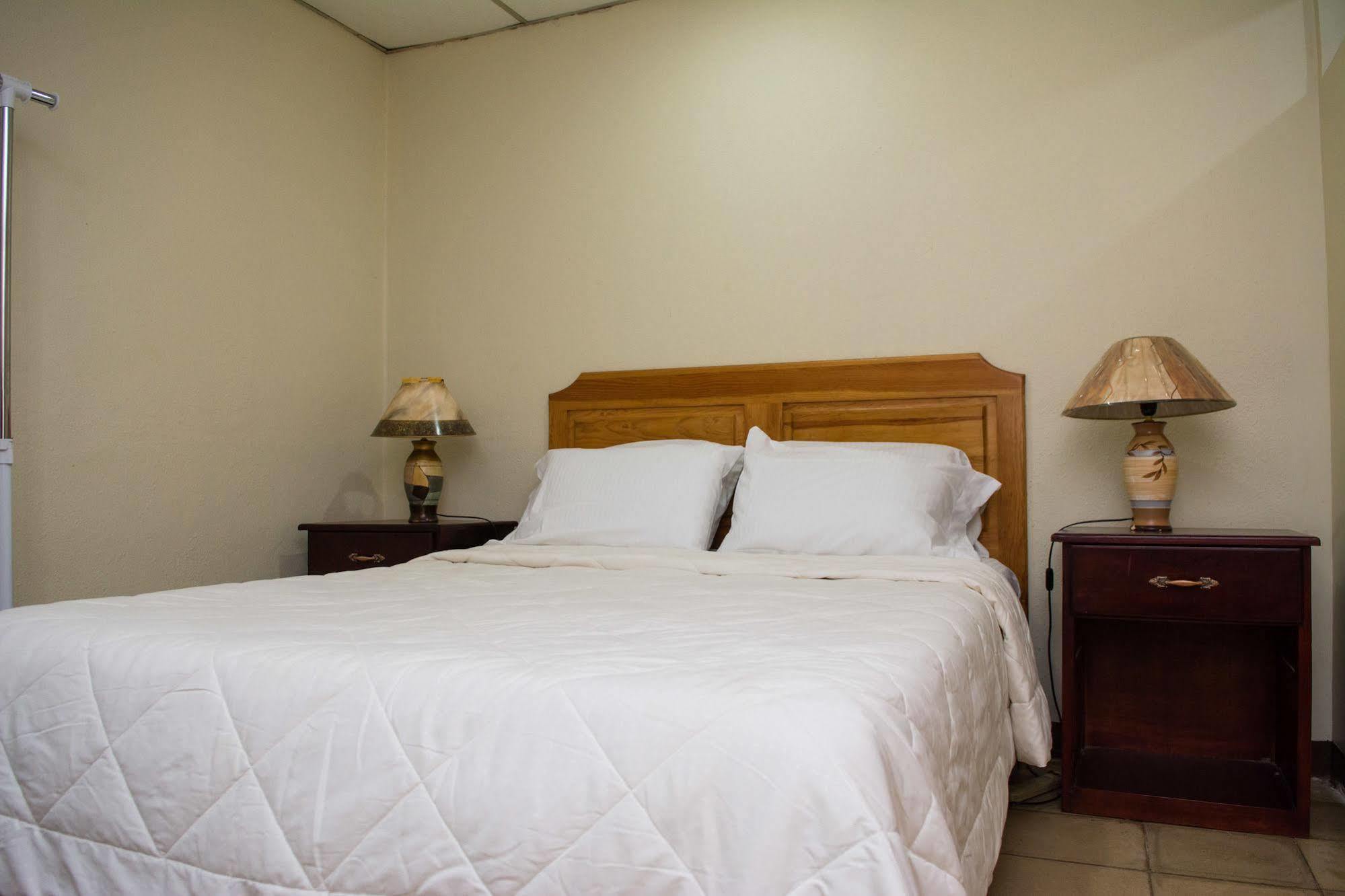 Hostal Casa Los Espinoza Манагуа Экстерьер фото