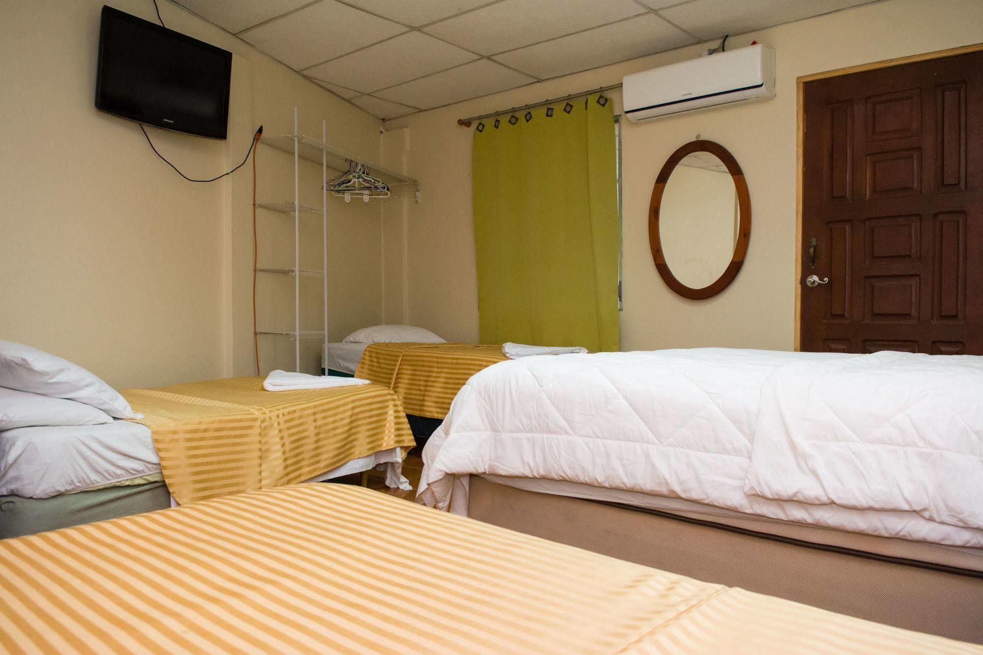 Hostal Casa Los Espinoza Манагуа Экстерьер фото